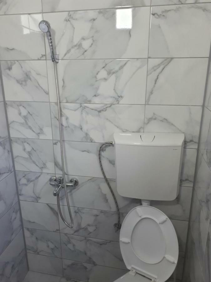 Edelweiss Hostel Štip Eksteriør billede